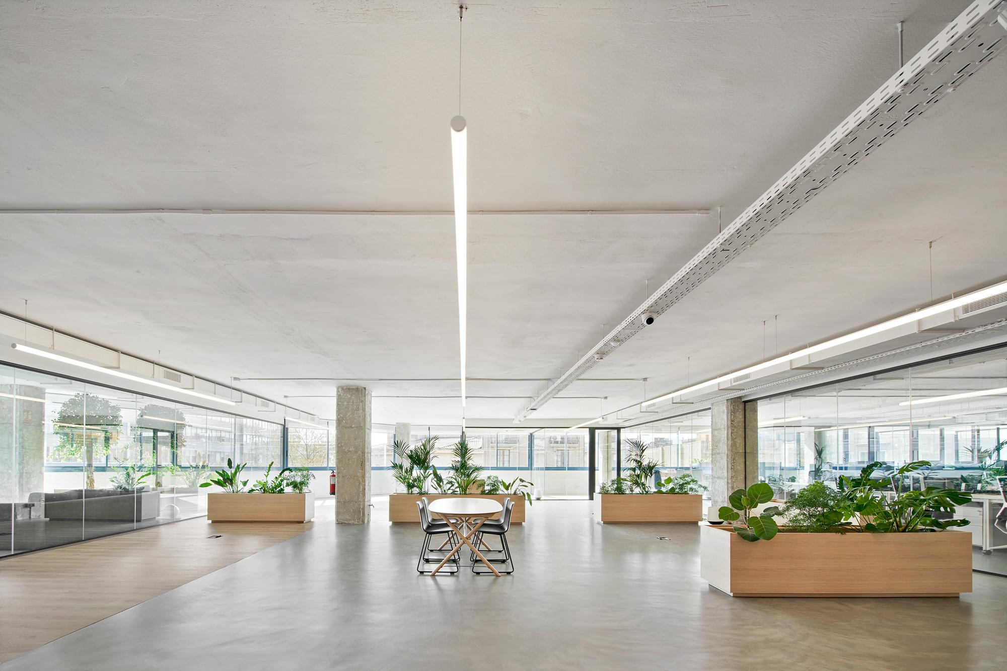 现代简约办公空间Elastiko-金麦道设计素材网www.ycpic  (8) .jpg