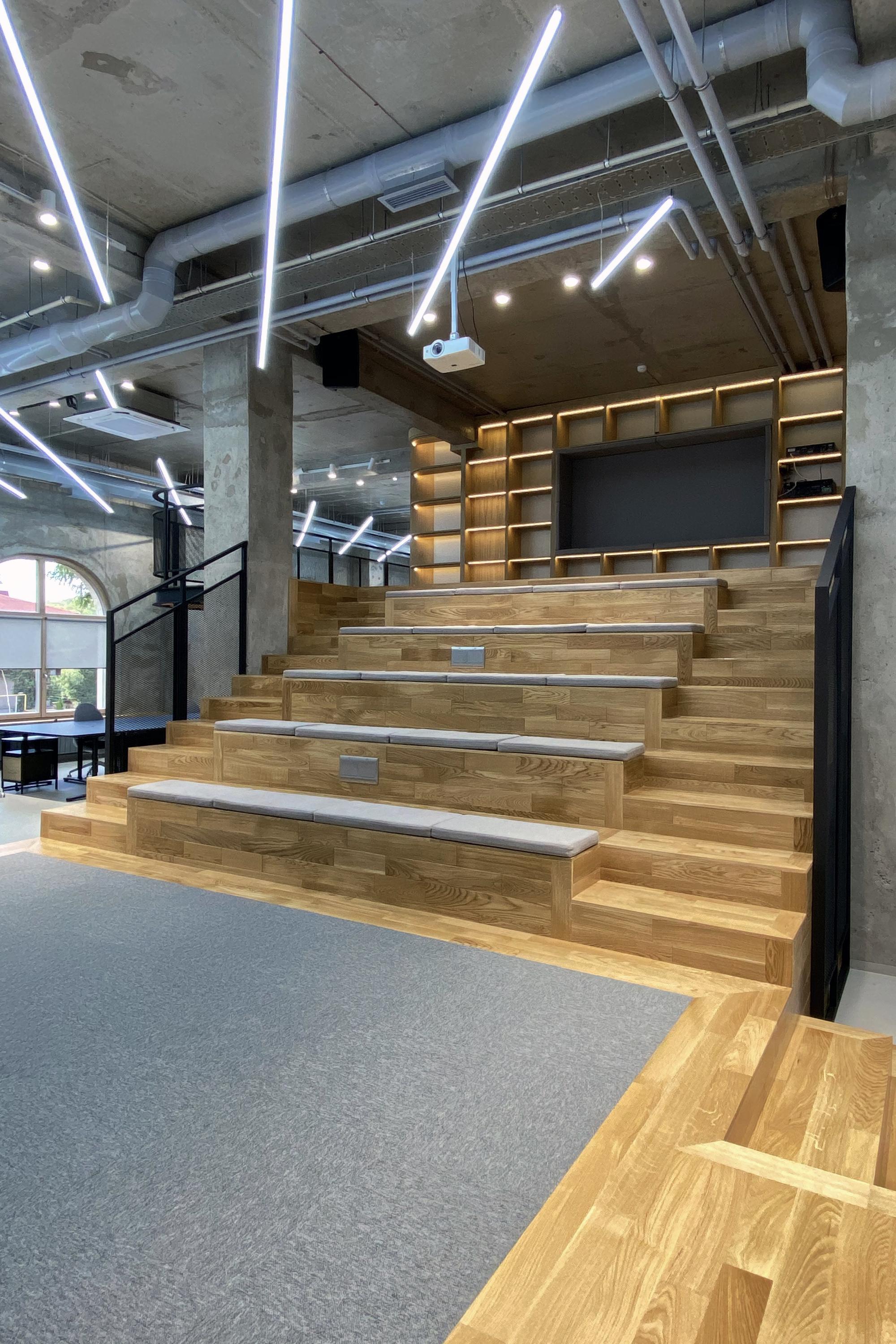 办公空间Kazakhstan -金麦道设计素材网www.ycpic (6).jpg