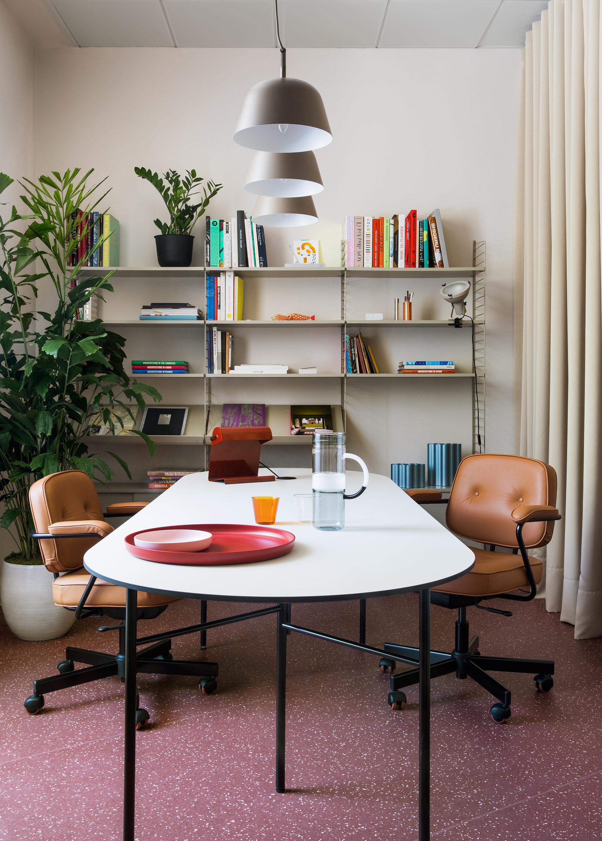 办公室Estudio Reciente-金麦道设计素材网www (3).jpeg