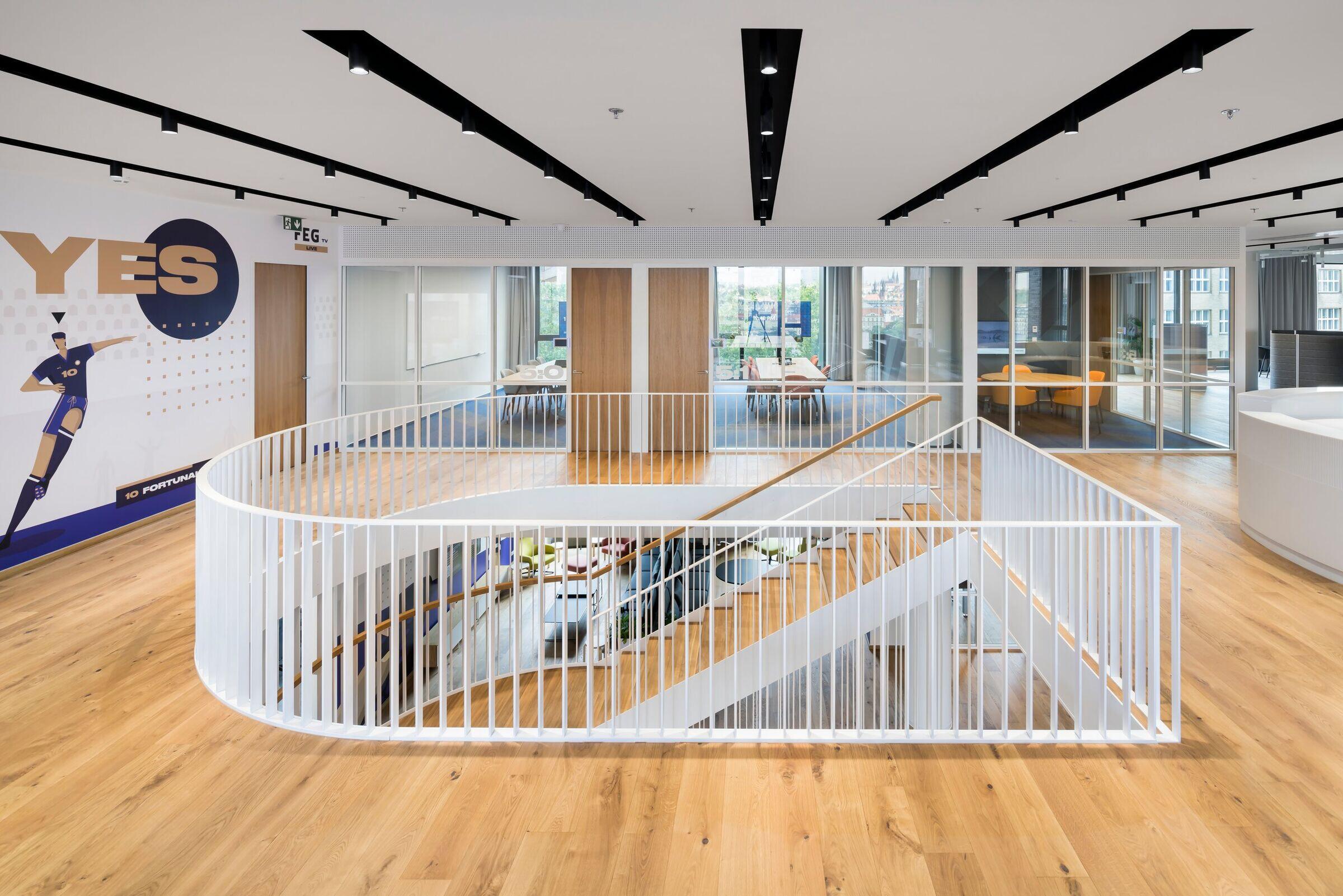 办公室Studio Perspektiv-金麦道设计素材网www (17).jpg