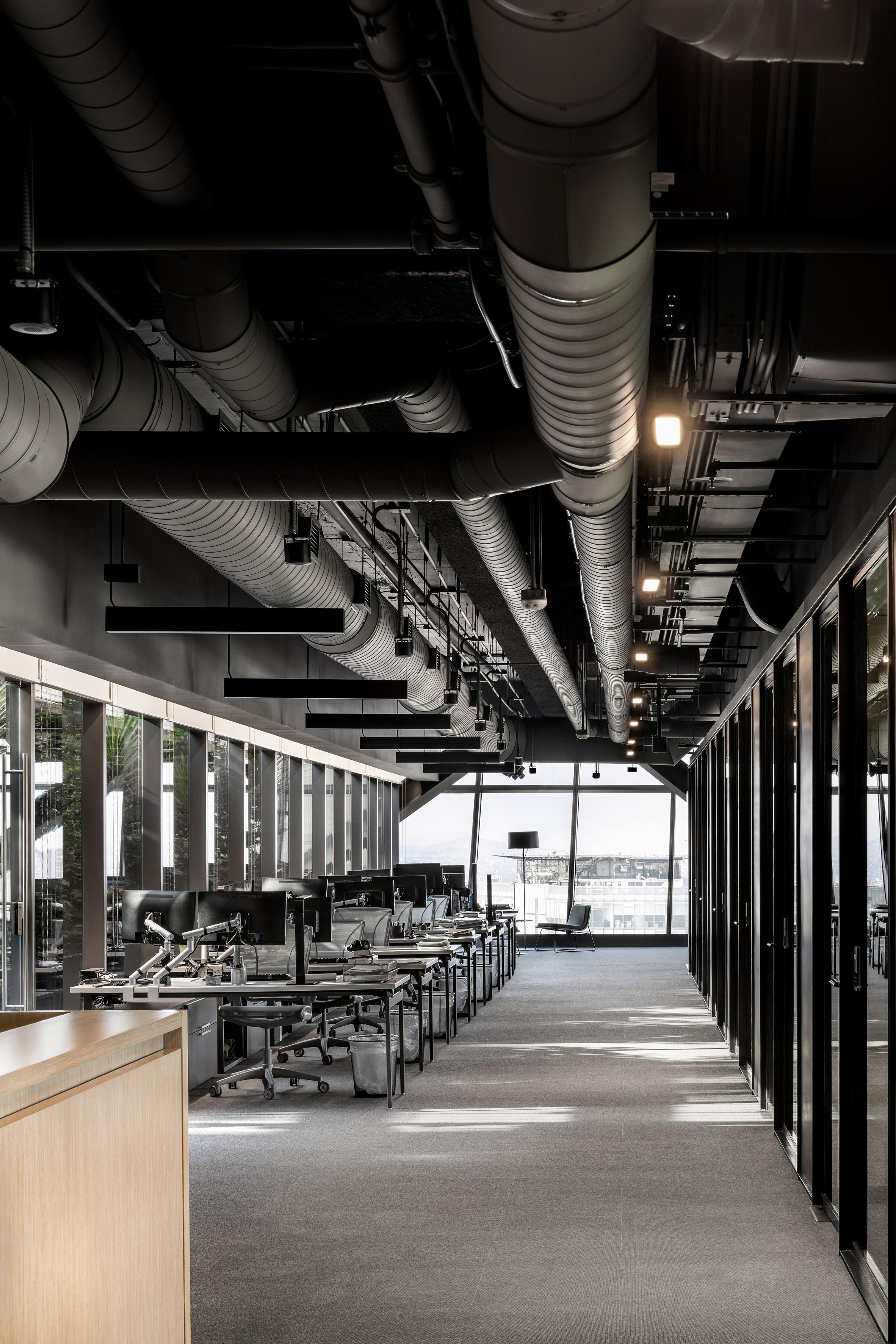 Esrawe Studio办公室-金麦道设计素材网www.ycpic (3).jpg