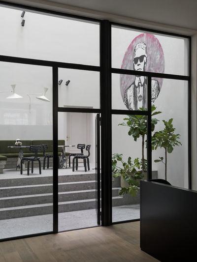 总部Karl Lagerfeld办公室-金麦道设计素材网www.ycpic  (1).jpg