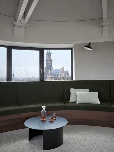 总部Karl Lagerfeld办公室-金麦道设计素材网www.ycpic  (2).jpg