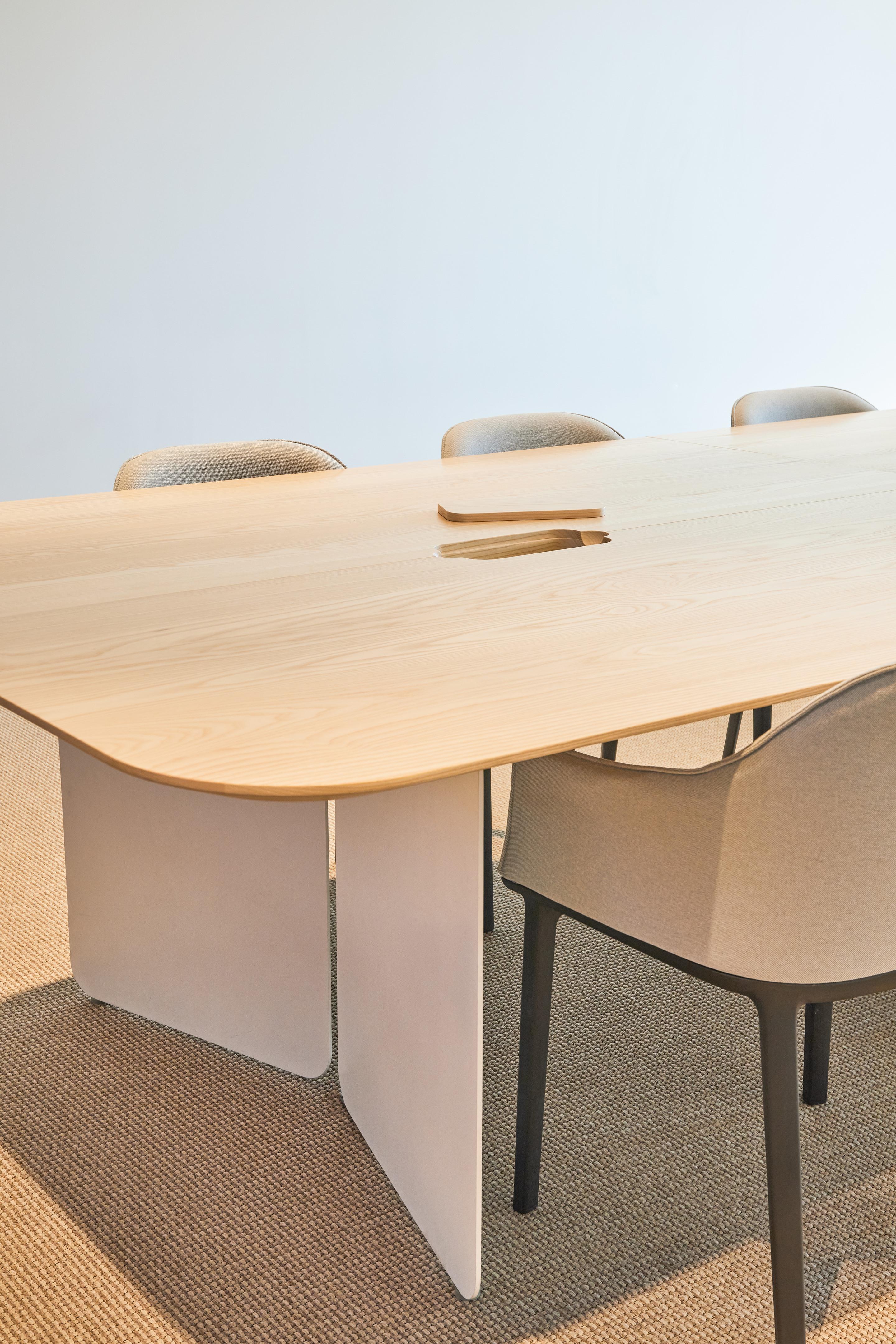 现代简约办公空间Goop in Santa Monica (4).jpg