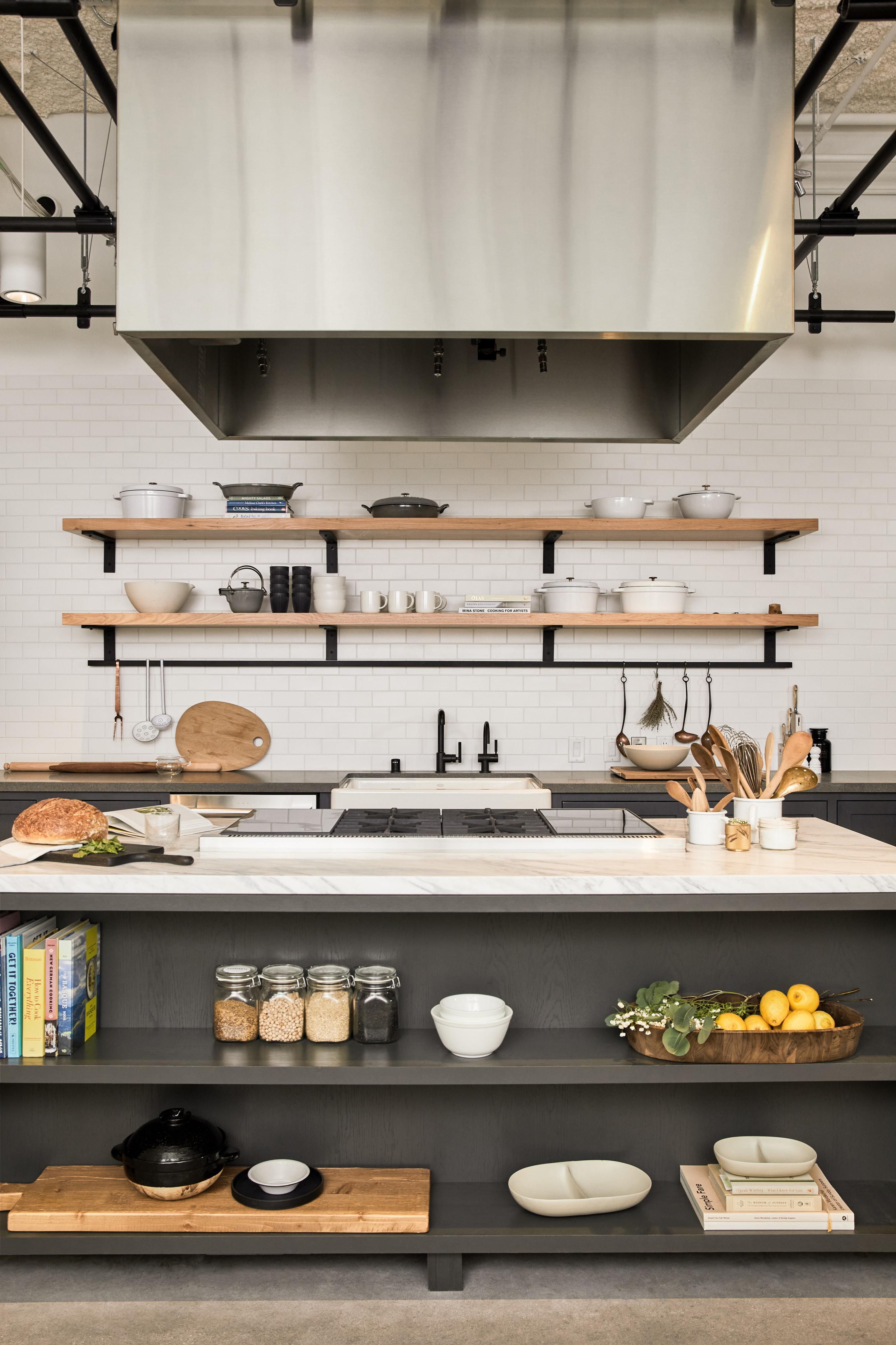 现代简约办公空间Goop in Santa Monica (16).jpg