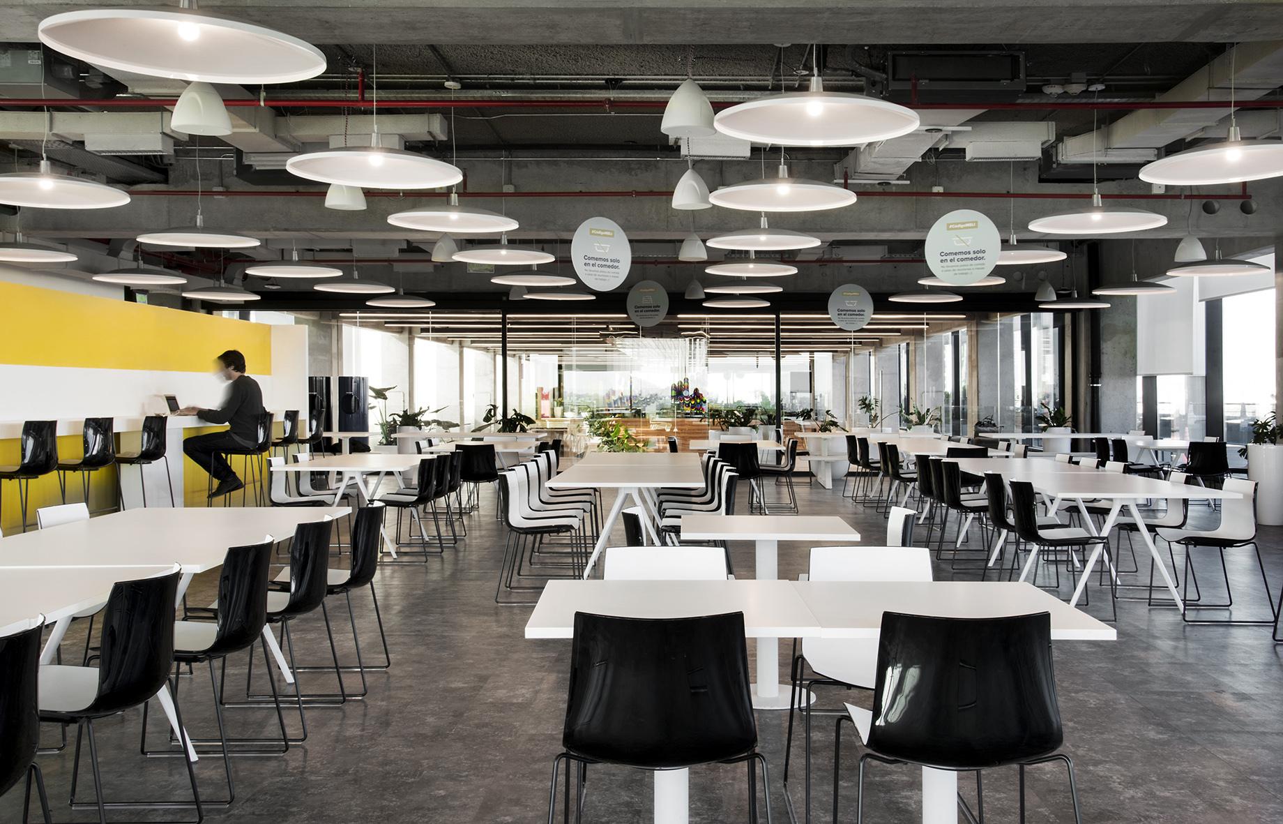  办公室Mercado Libre-金麦道设计素材网www  (18).jpg