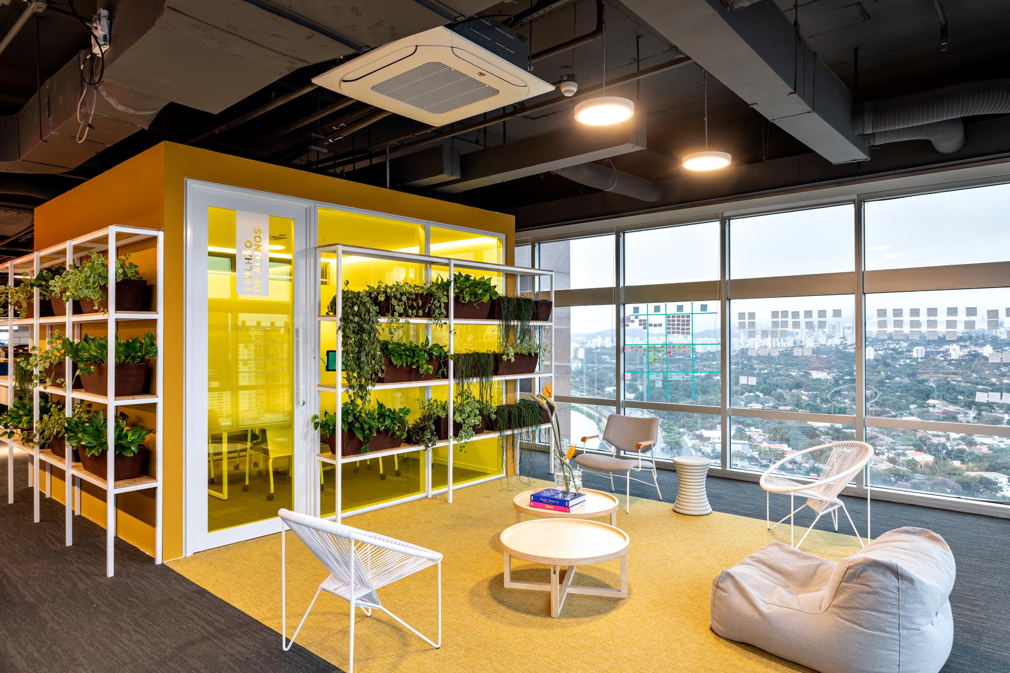 Pravaler总部办公室-金麦道设计素材网www.ycpic. (7).jpg