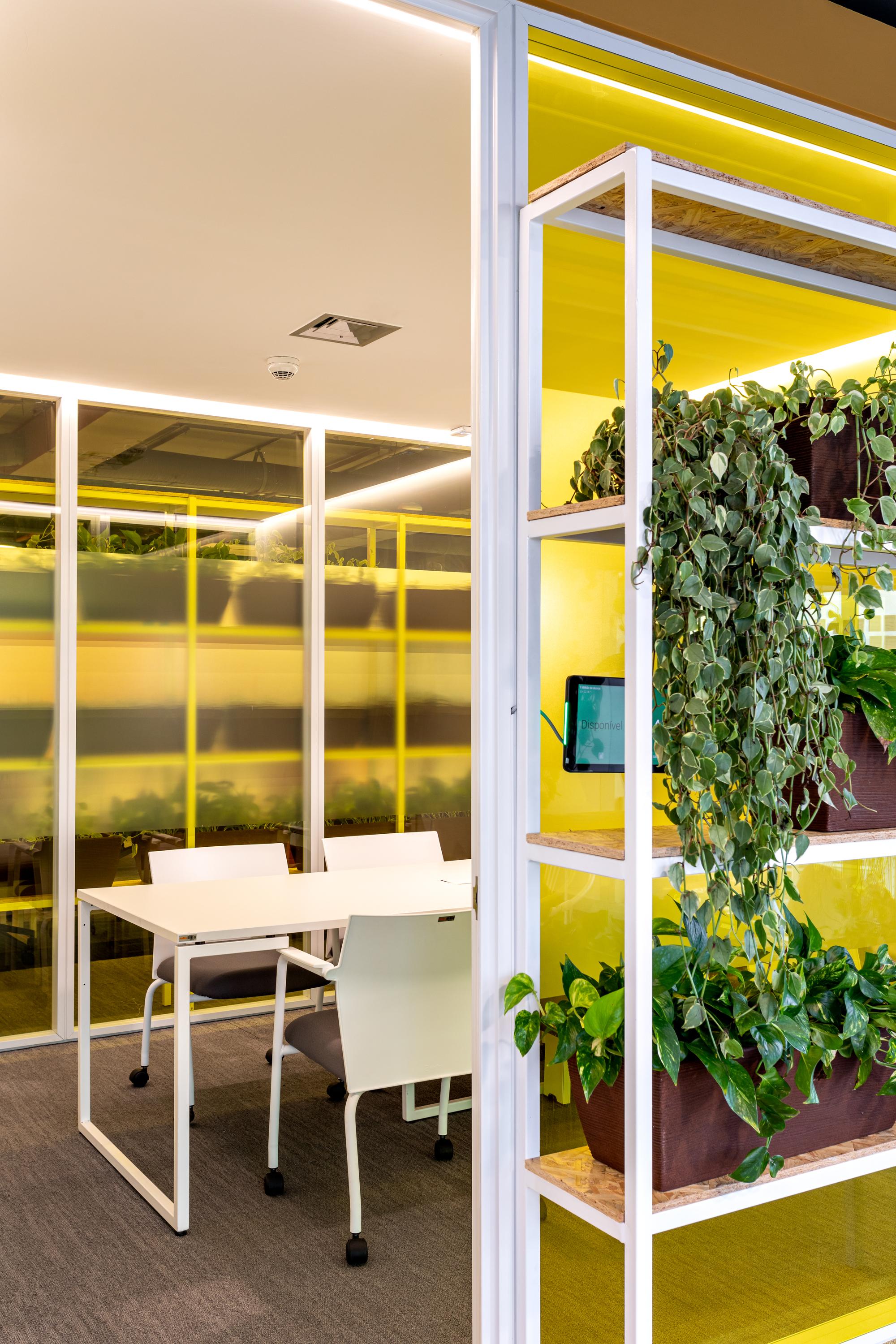 Pravaler总部办公室-金麦道设计素材网www.ycpic. (1).jpg