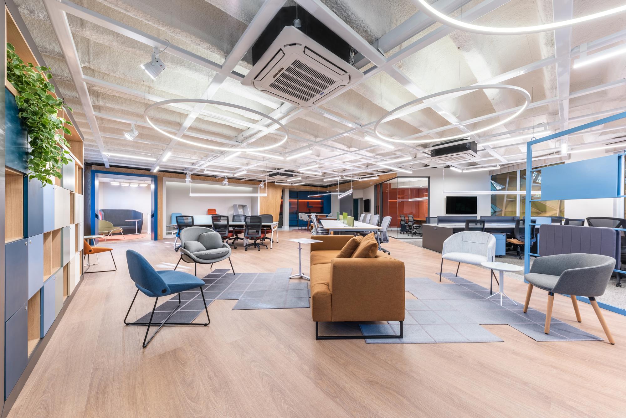 Riccó Hub办公室-金麦道设计素材网www.ycpic (18).jpg