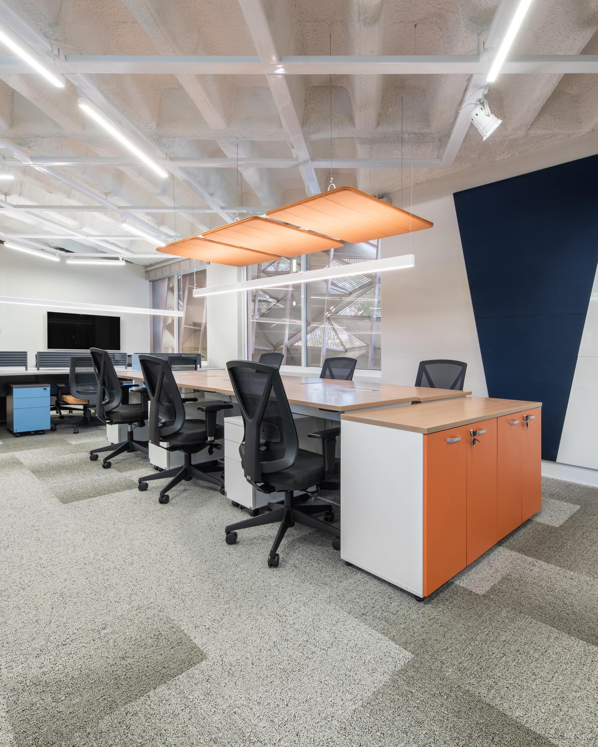 Riccó Hub办公室-金麦道设计素材网www.ycpic (23).jpg