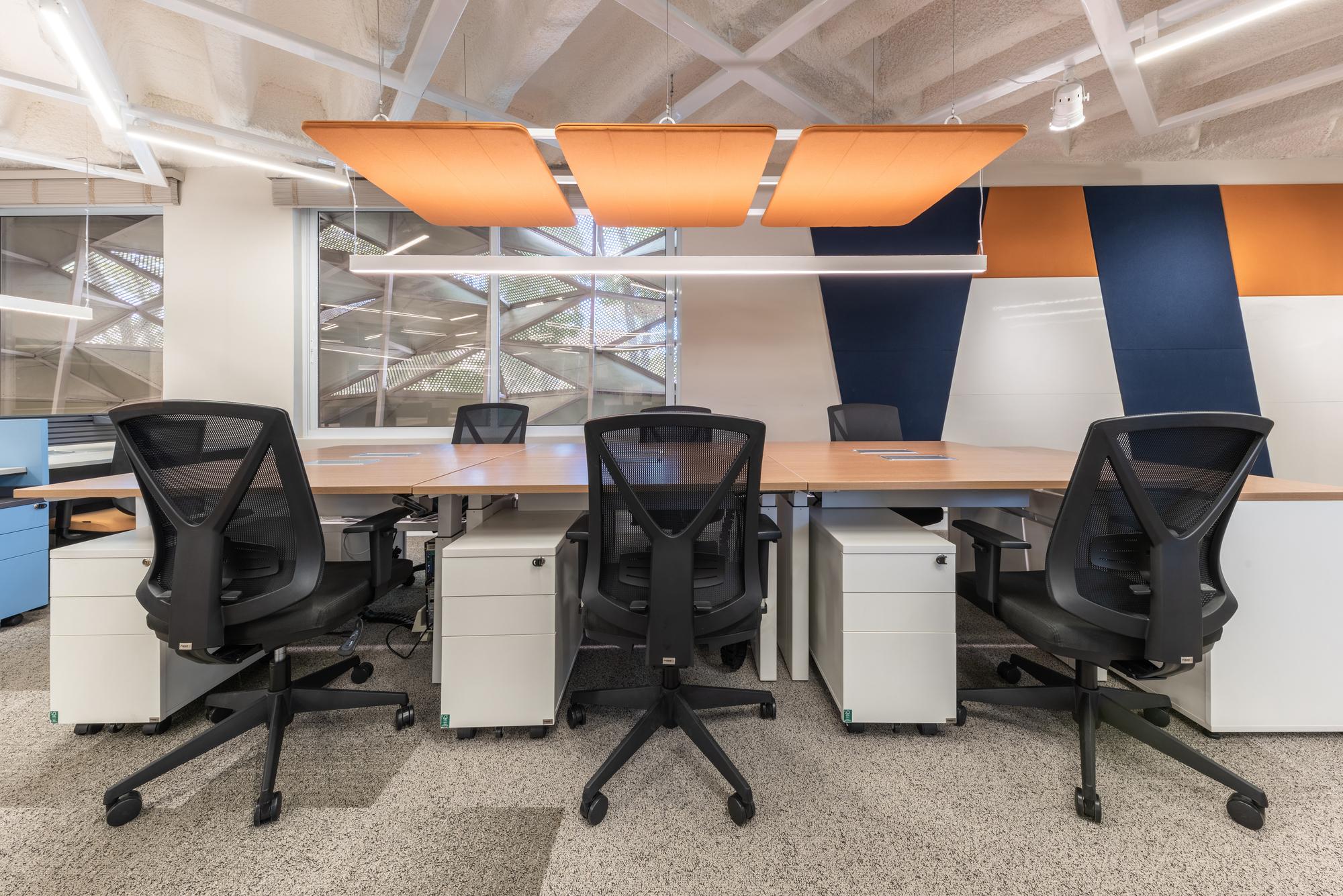 Riccó Hub办公室-金麦道设计素材网www.ycpic (24).jpg