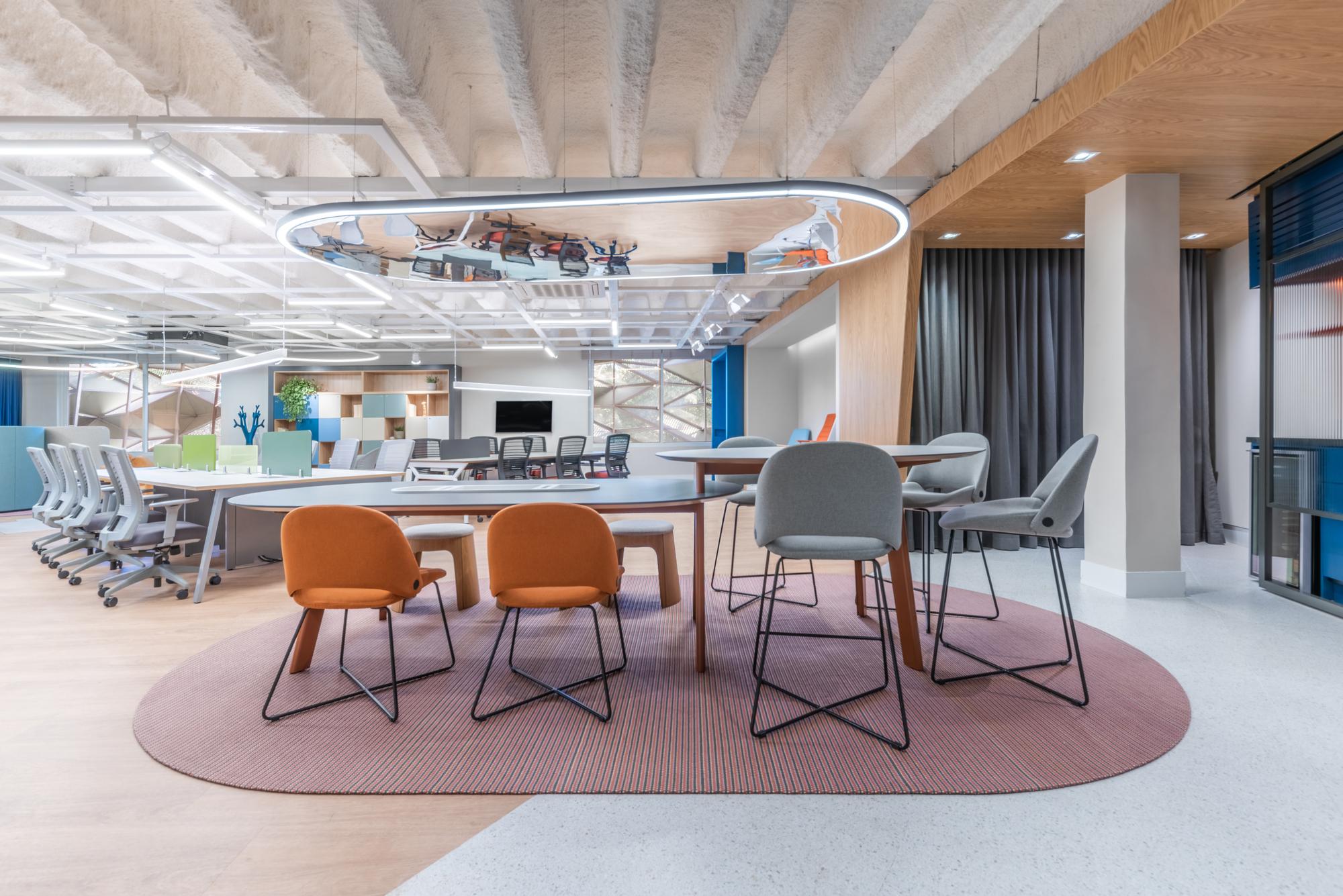 Riccó Hub办公室-金麦道设计素材网www.ycpic (4).jpg