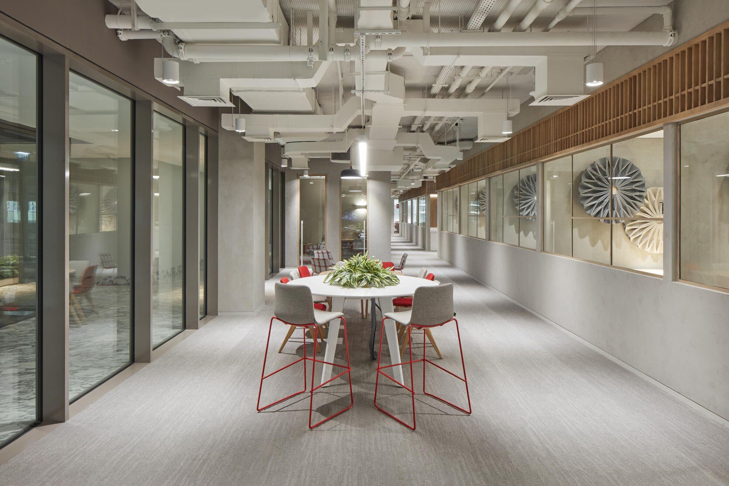 Takeda办公室-金麦道设计素材网www.ycpic (1).jpg