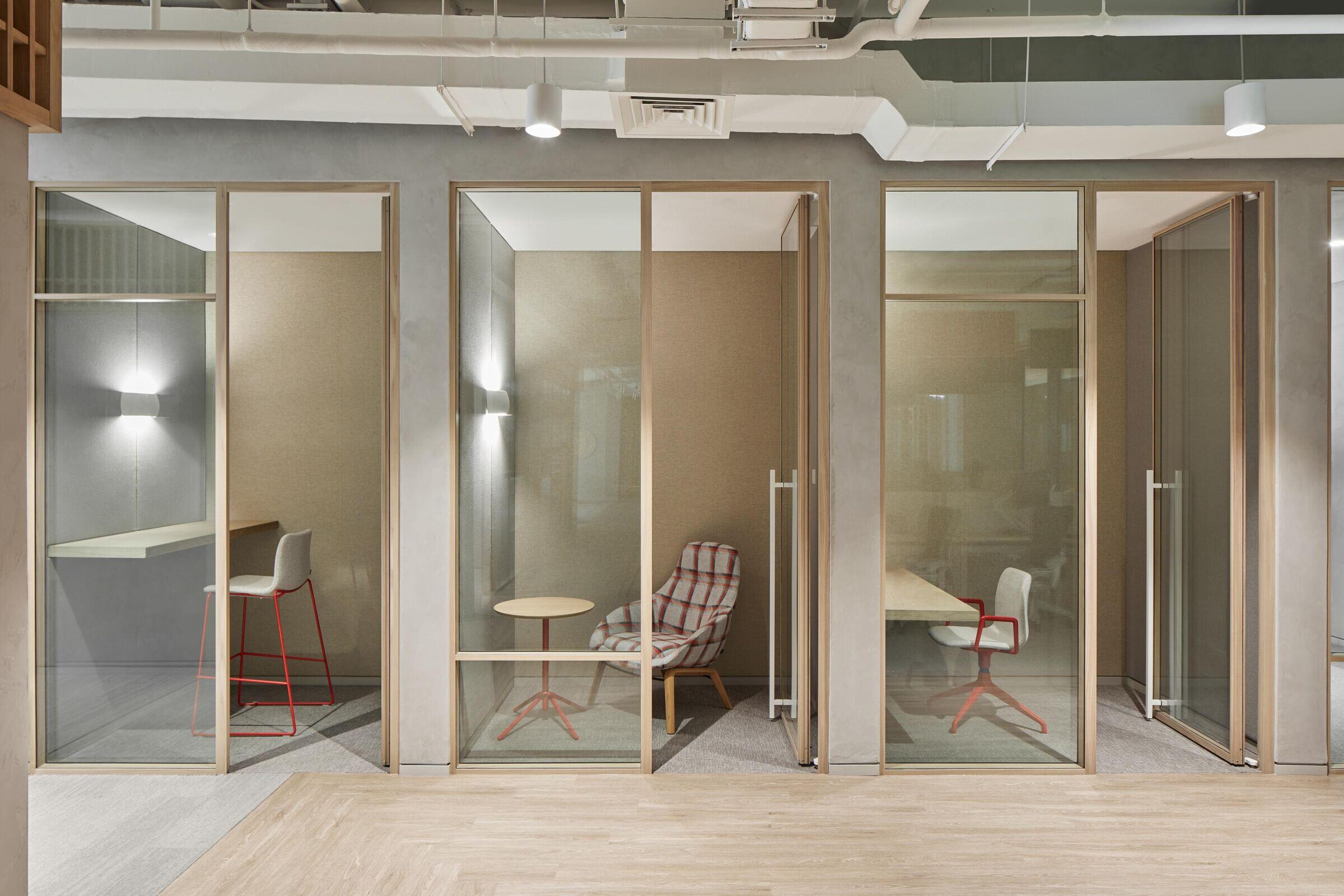 Takeda办公室-金麦道设计素材网www.ycpic (2).jpg