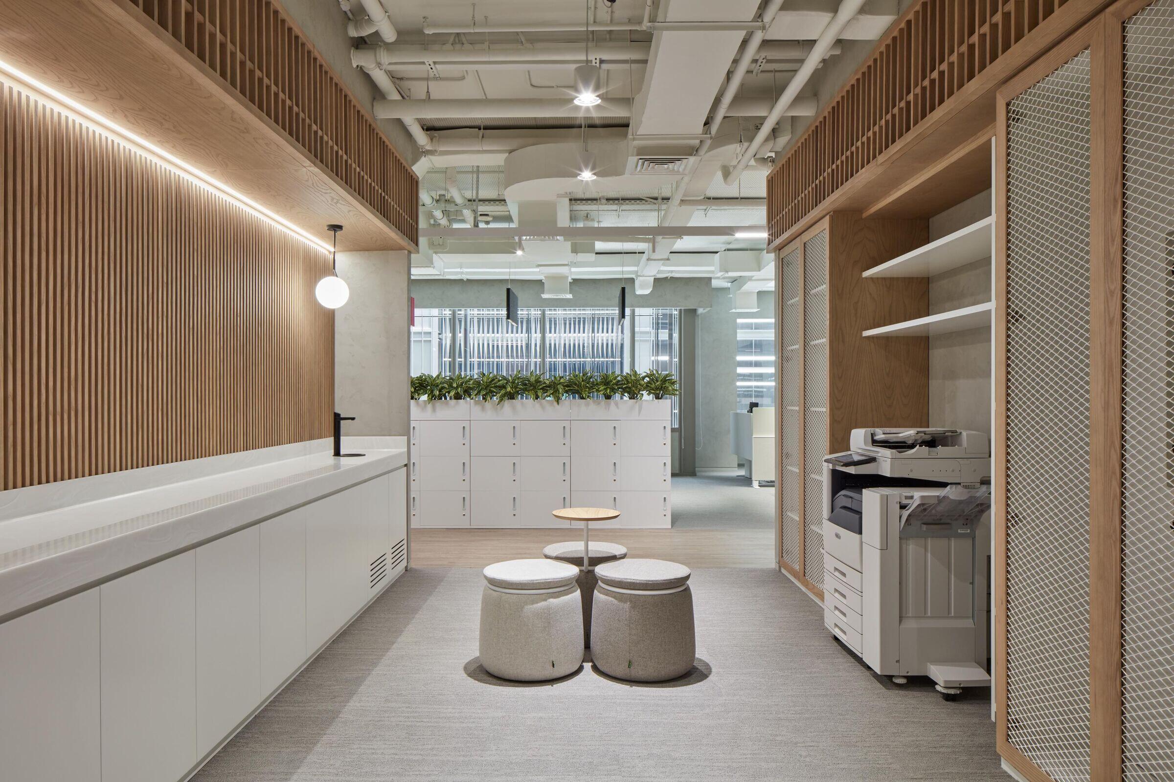 Takeda办公室-金麦道设计素材网www.ycpic (10).jpg