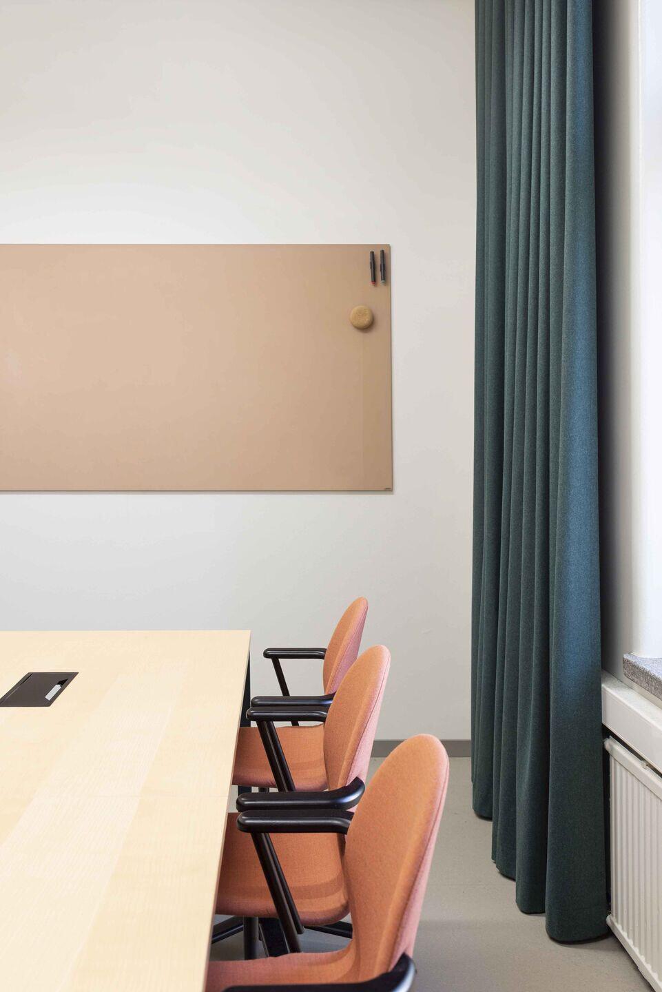 Urban3办公室-金麦道设计素材网www.ycpic (19).jpg