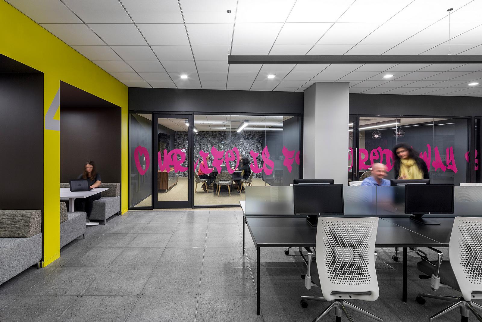 办公室-金麦道设计素材网www.ycpic (12).jpg