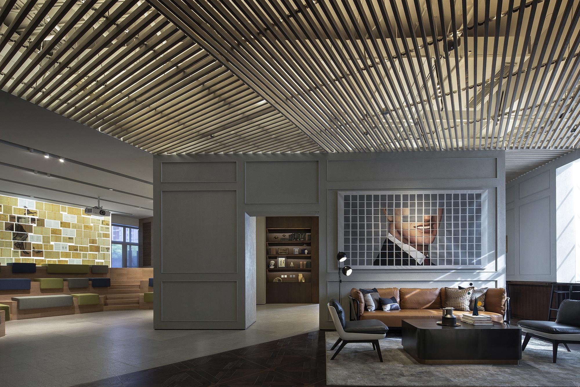 07 一层吧台区1.jpg