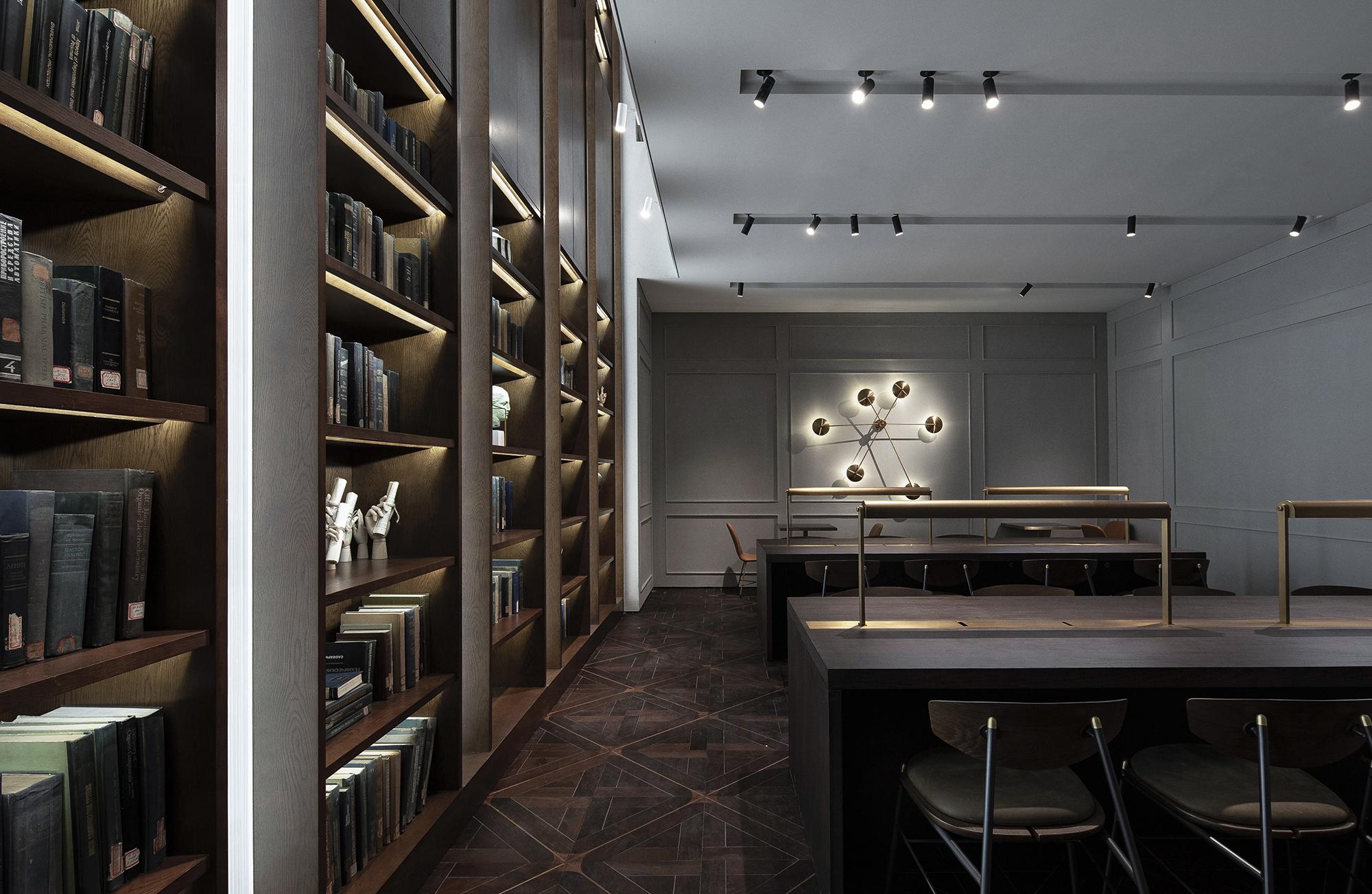 011 一层办公区.jpg