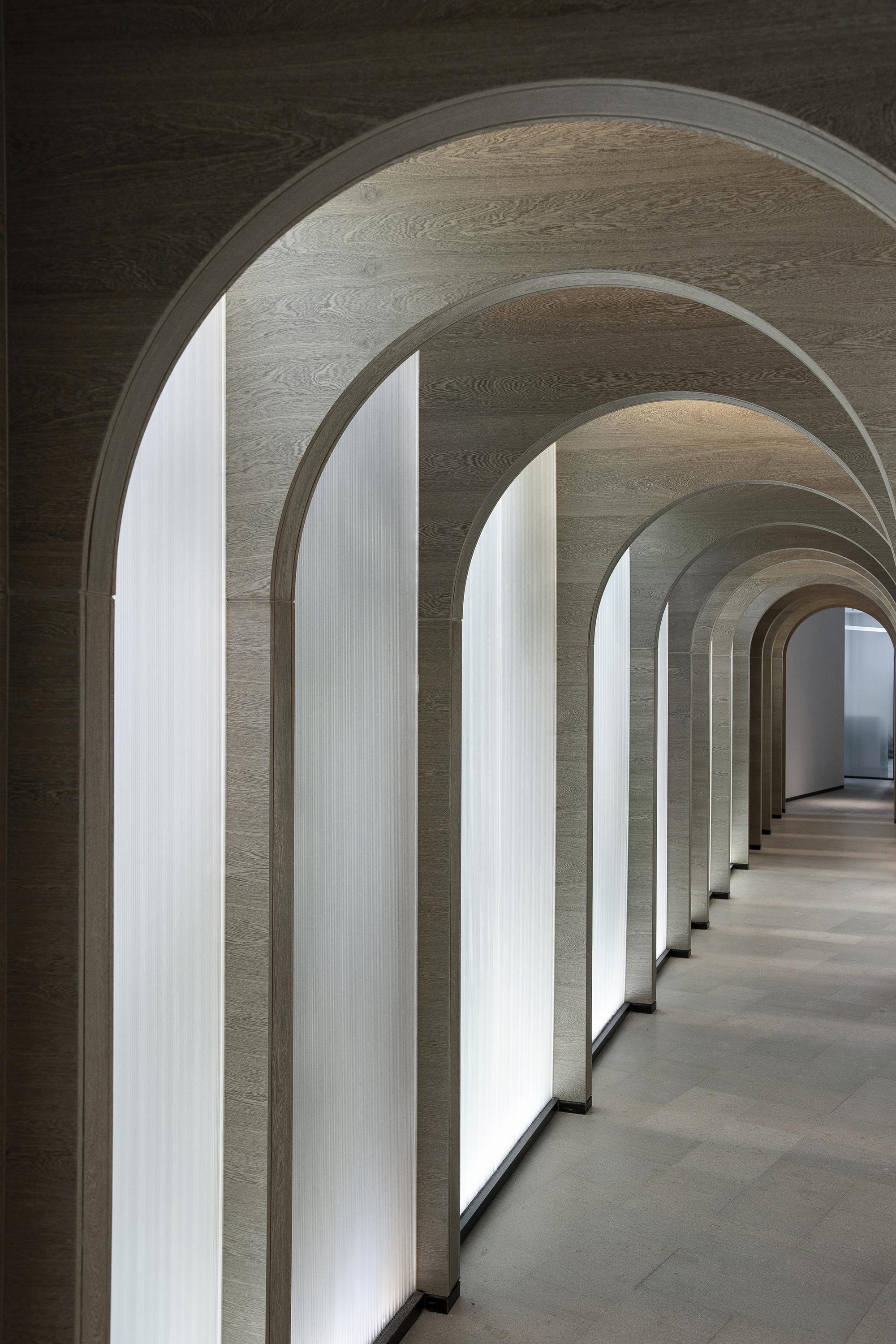 016 一层会议室过道.jpg