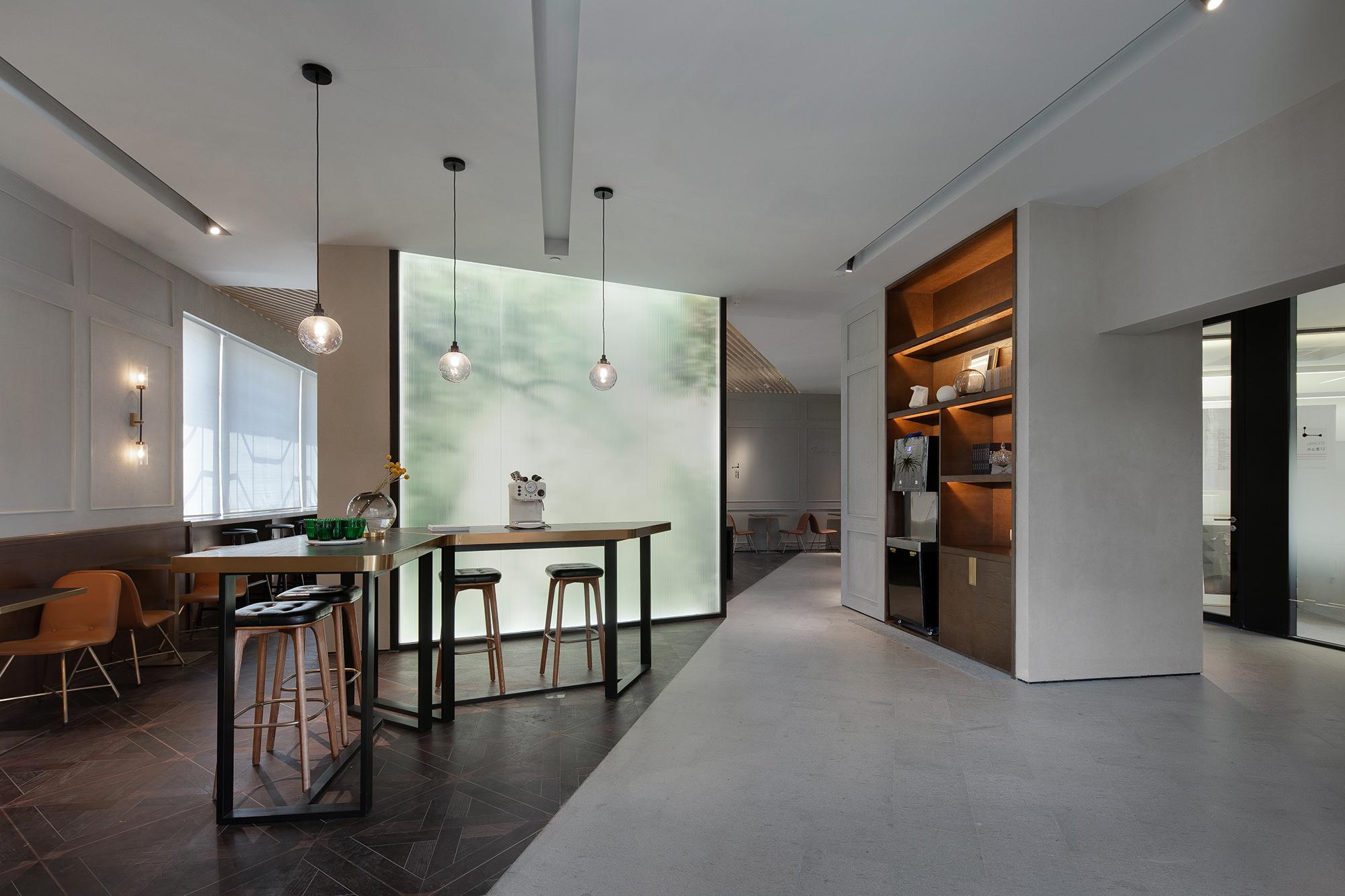 028 二层吧台区.jpg