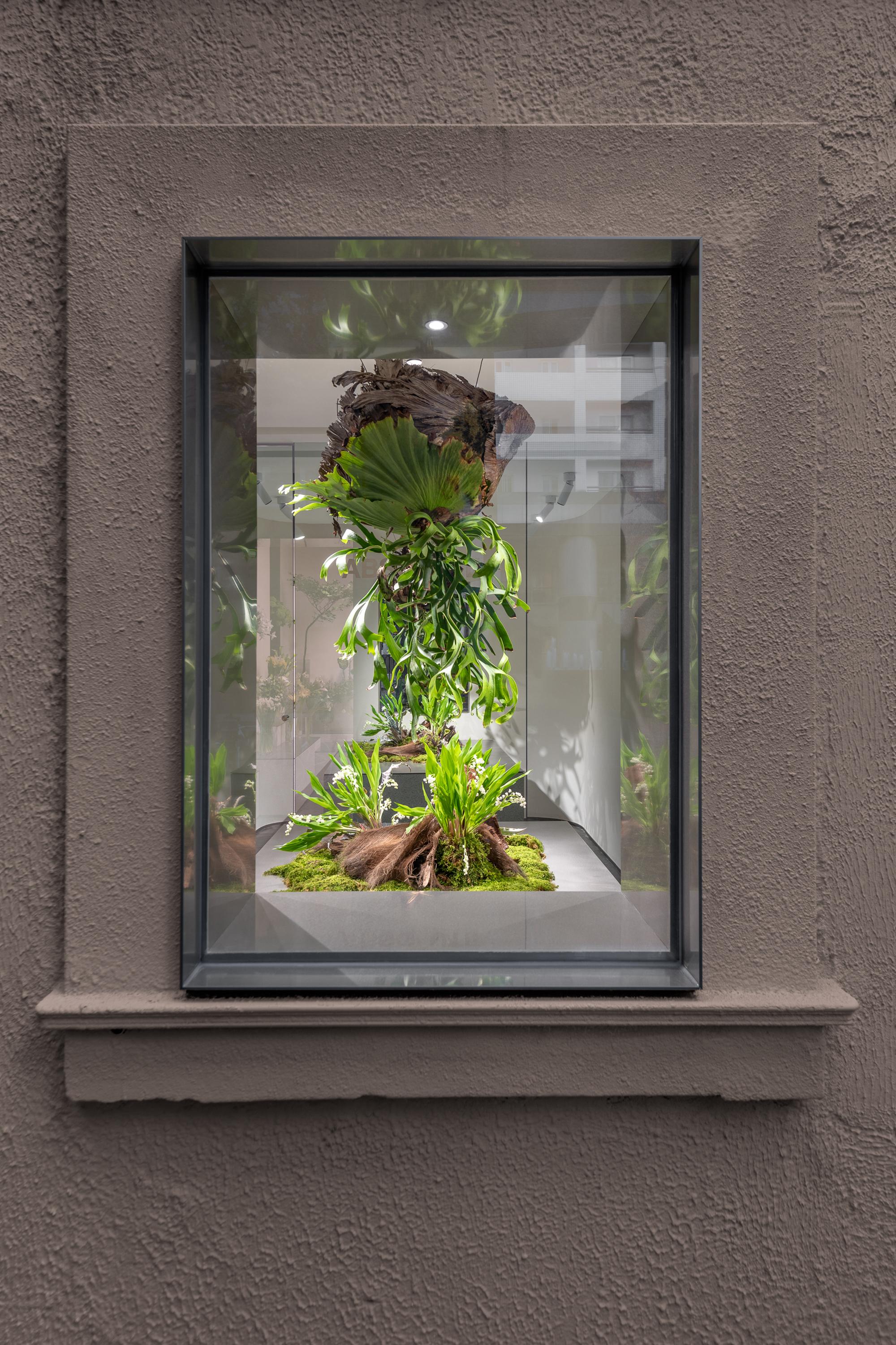 08 摄影：Dirk Weiblen.jpg