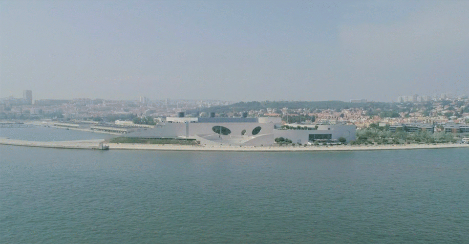 32-champalimaud-center_charles-correa.gif